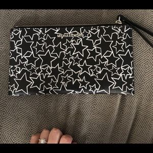 NWOT Michael Kors wristlet. 🌟